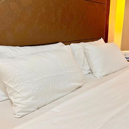 Kiel 5-Star Condo Hotel Across Naia Manila Airport Terminal 3 Pasay Eksteriør billede