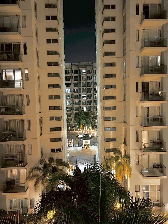 Kiel 5-Star Condo Hotel Across Naia Manila Airport Terminal 3 Pasay Eksteriør billede